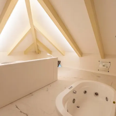 Готель Lara 3*