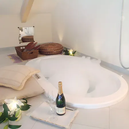 Lara Готель Амальфі