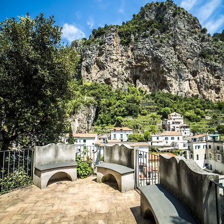 Готель Lara Амальфі