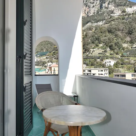 Hotel Lara 3*